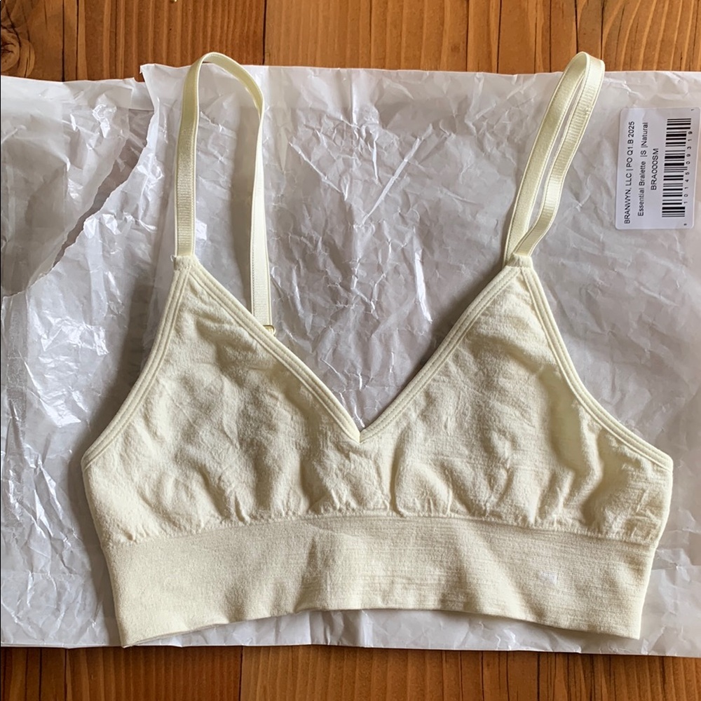 NWT Branwyn Essential Bralette, size small, natural